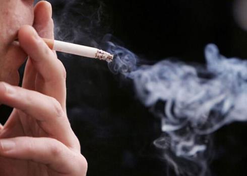 لطمه پوستی ناشی از قرار گرفتن در معرض دود سیگار