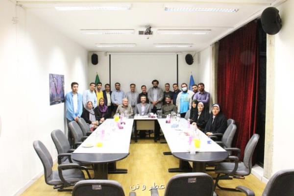 آغاز جلسه های شعر سیب و ترنج