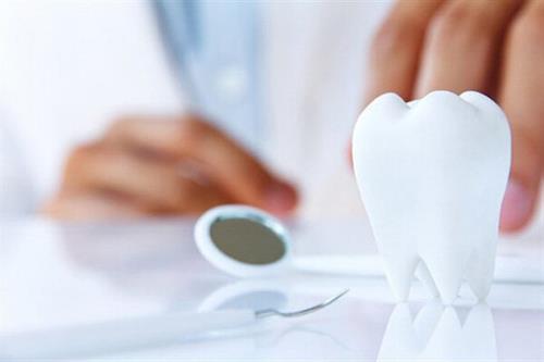 مراقبت از دندان ها و لثه ها برای حفظ سلامت مغز لازم است