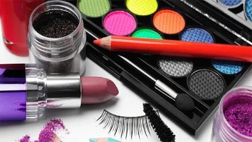 انتشار فهرستی جدید از محصولات آرایشی غیر مجاز در بازار کشور