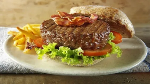 غذا هایی که موجب میگرن و مشکلات سلامت روان می شوند